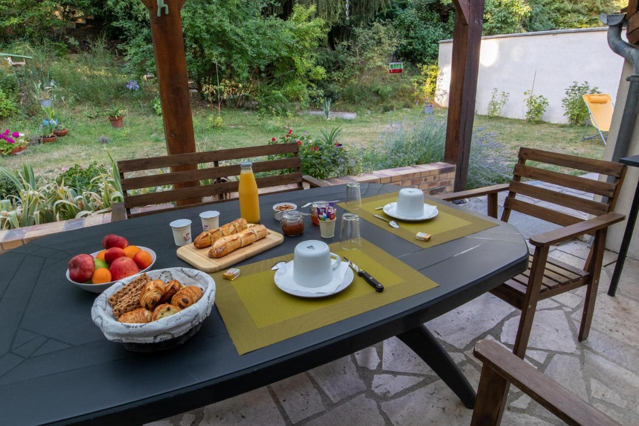 Bed and Breakfast Logisfontainebleau Villiers-sous-Grez Exterior foto